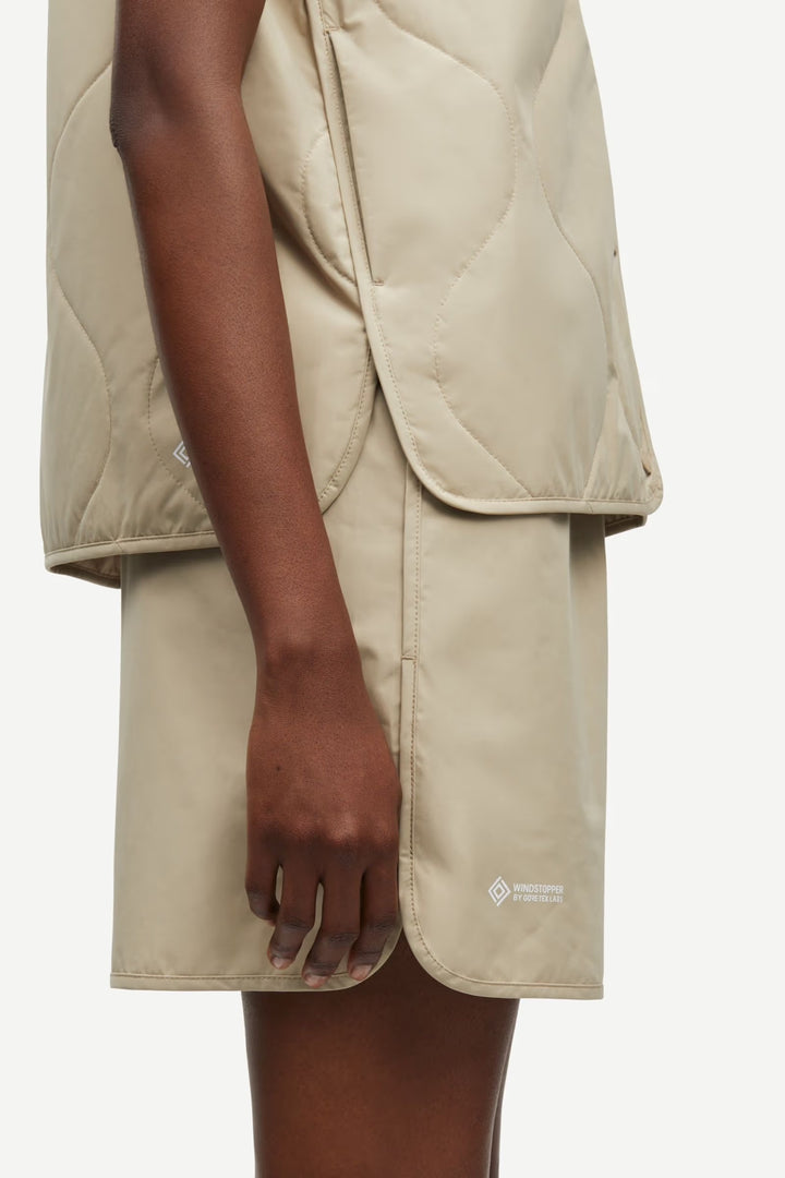 SAYUNA Shorts white pepper