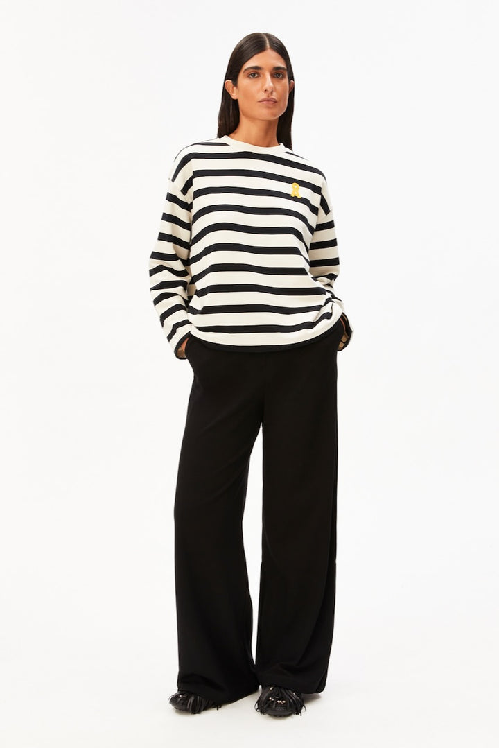 ICONIC Å FRANKAA Bold Sweat undyed black