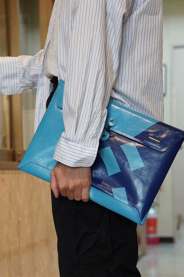 F421 SLEEVE for Laptop 15"