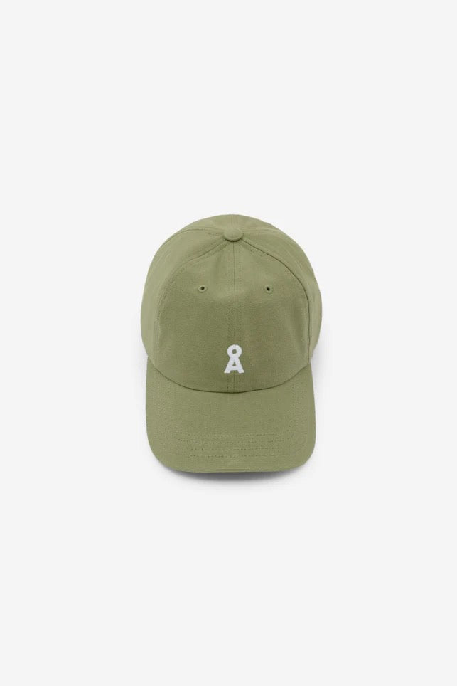 YENAAS Bold Cap