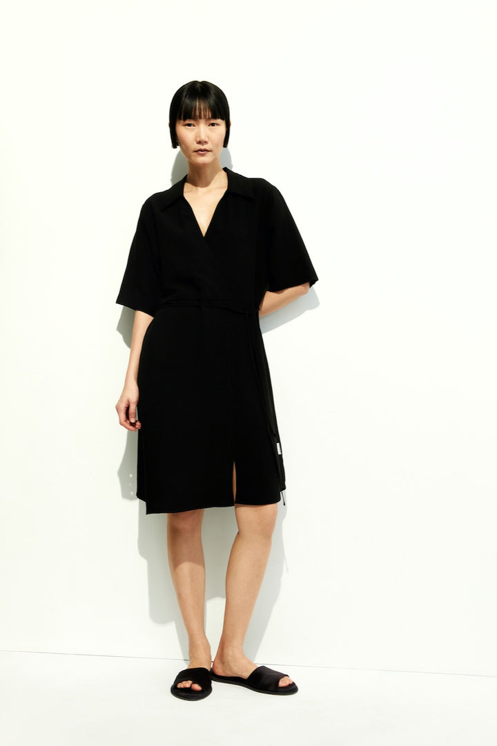 FEMNAAMI LINO Kleid