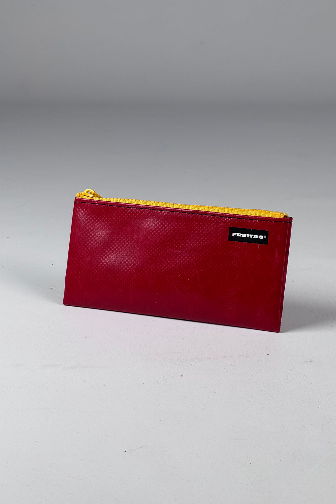 SERENA F06 Pouch
