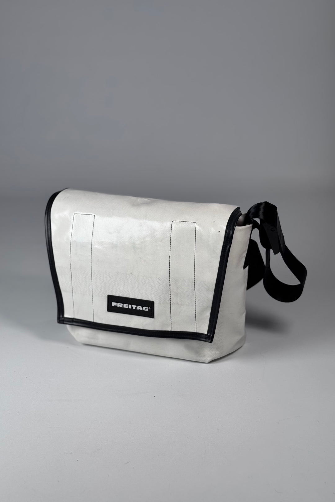 DEXTER F14 Messenger Classic Slim