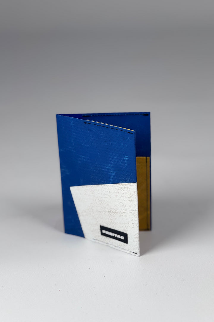 EXPLORER F243 2-in-1 Sleeve