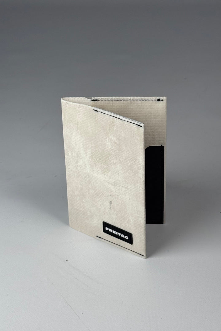 EXPLORER F243 2-in-1 Sleeve
