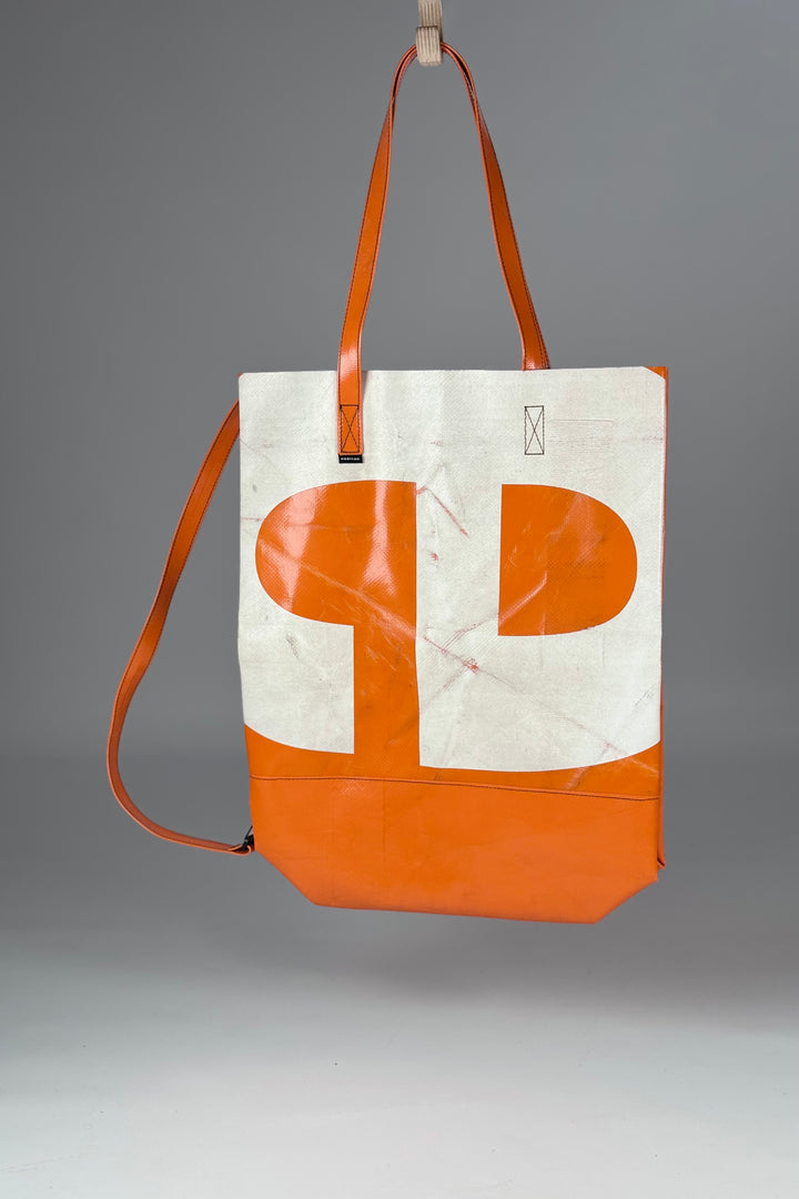 JULIEN F262 Backpackable Tote M