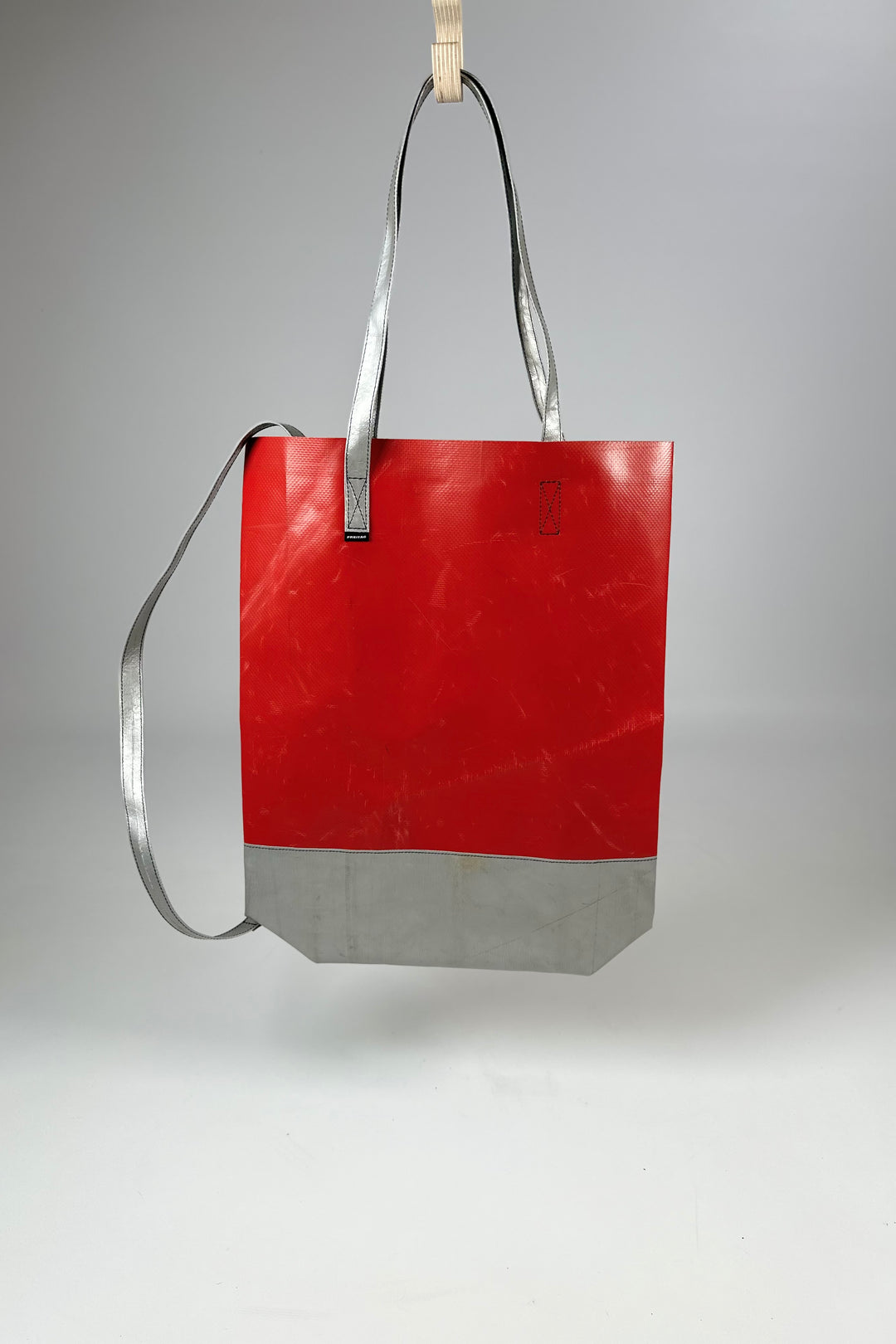 JULIEN F262 Backpackable Tote M