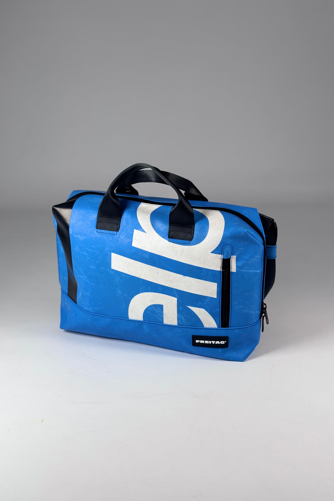 ROY F305 Laptop Bag medium
