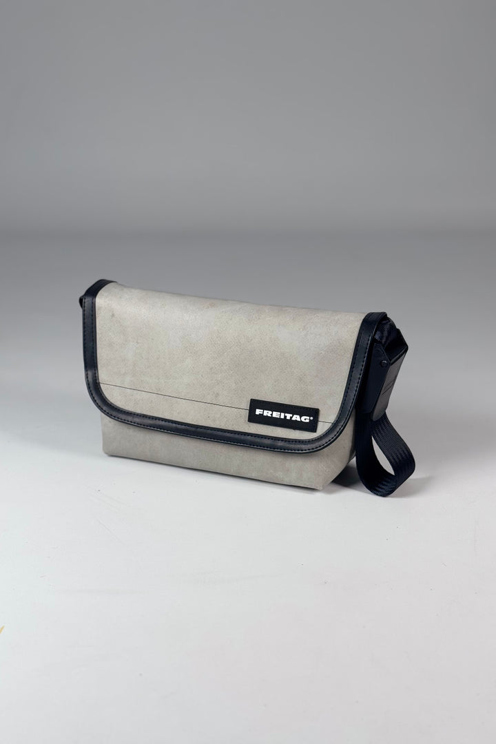 HAWAII FIVE-O F41 Messenger Bag extra small