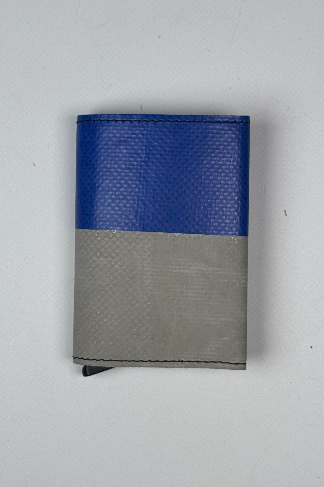 SECRID X FREITAG F705