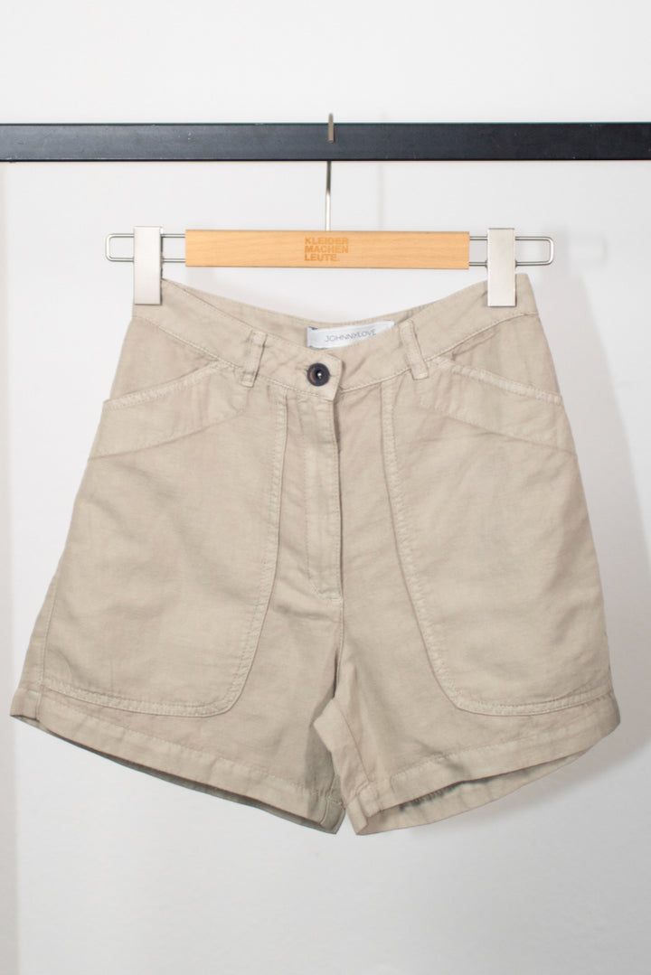 LARA Shorts
