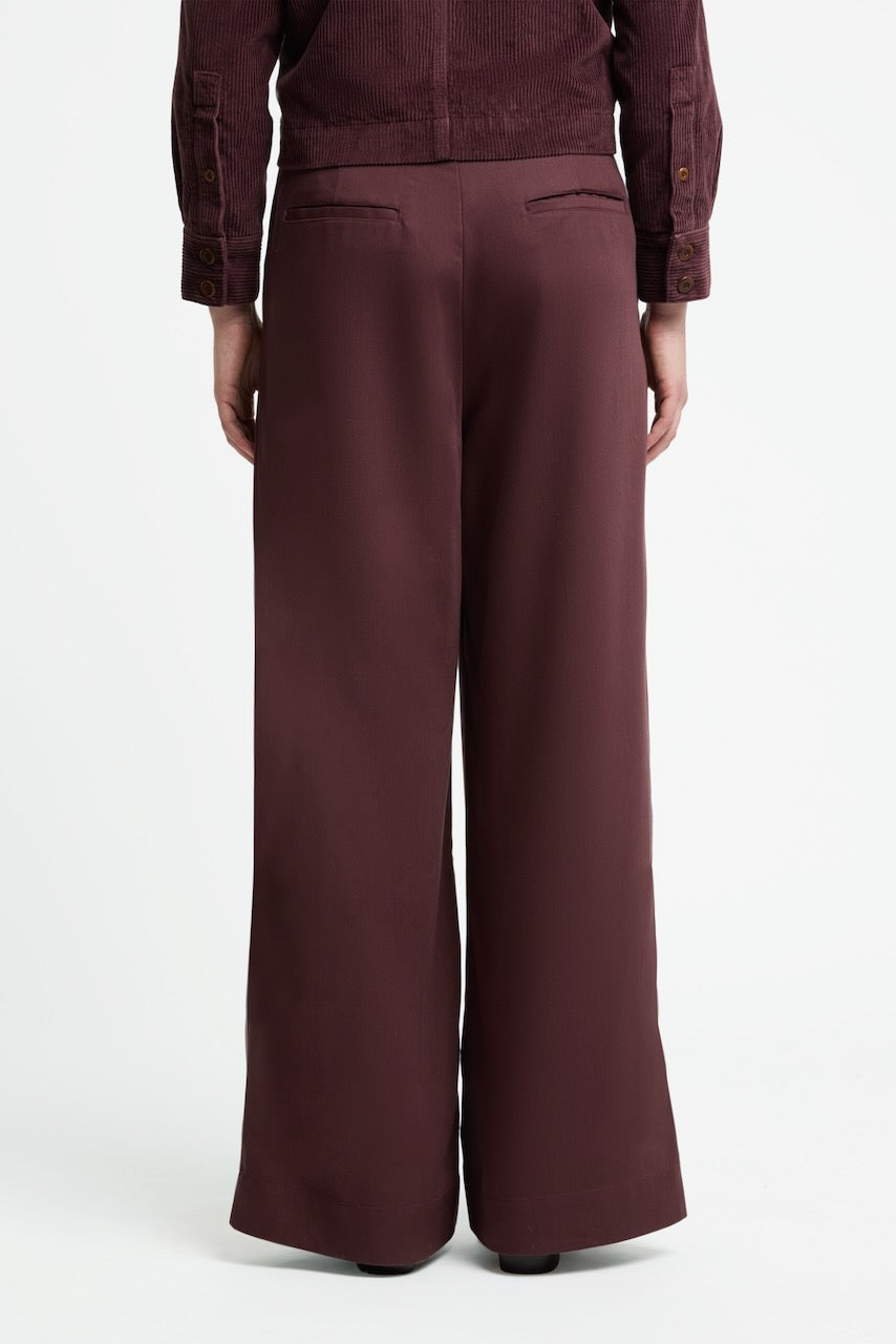 LARENA Pants fudge