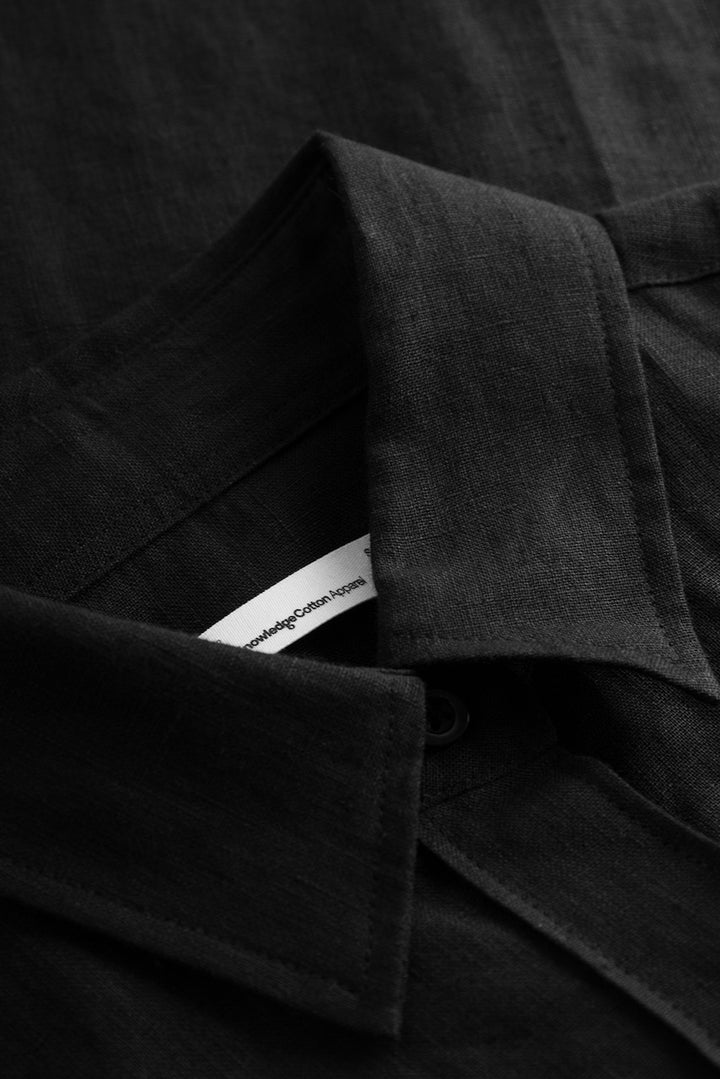 ASTER Fold Up Shortsleeve Linen Shirt