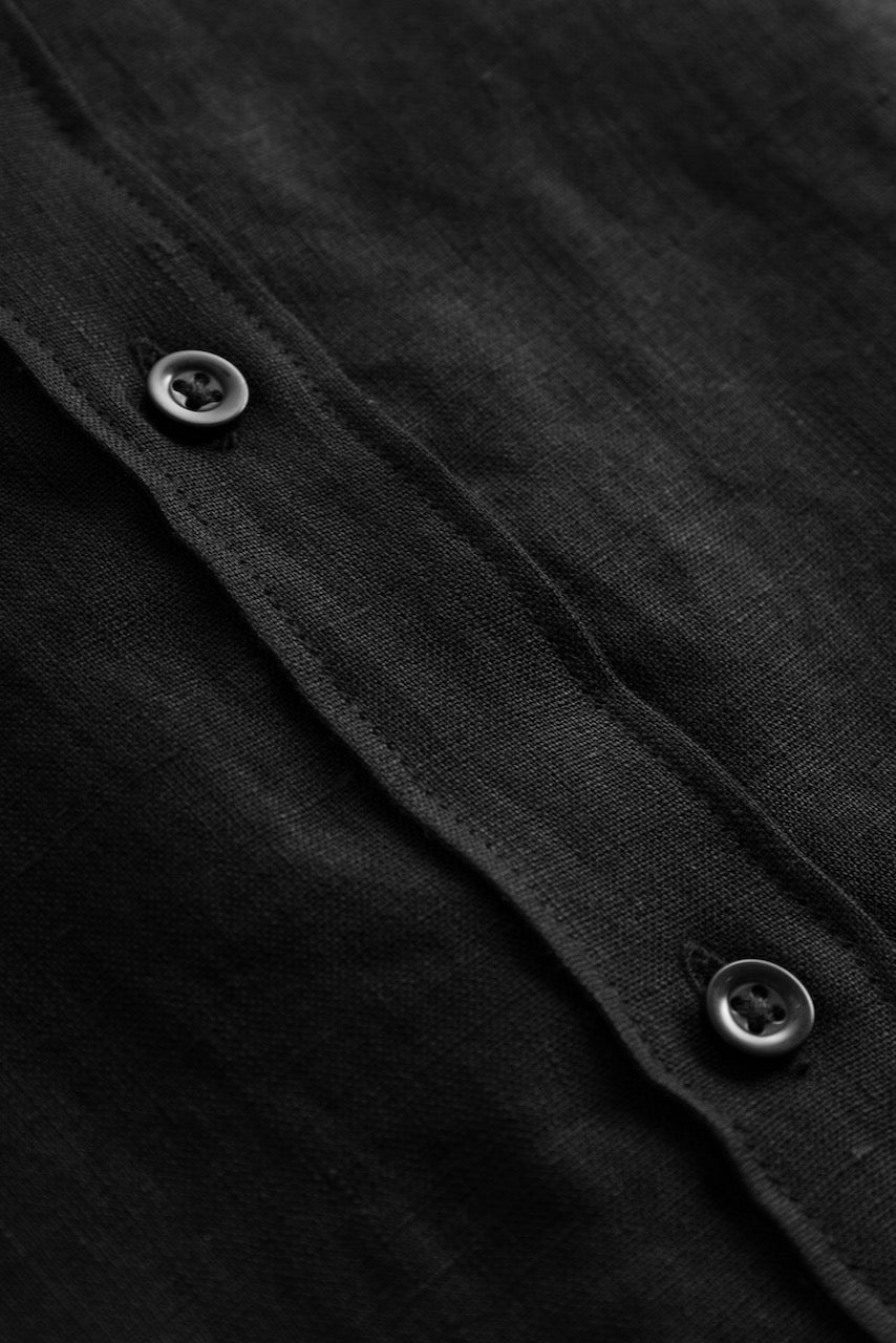 ASTER Fold Up Shortsleeve Linen Shirt