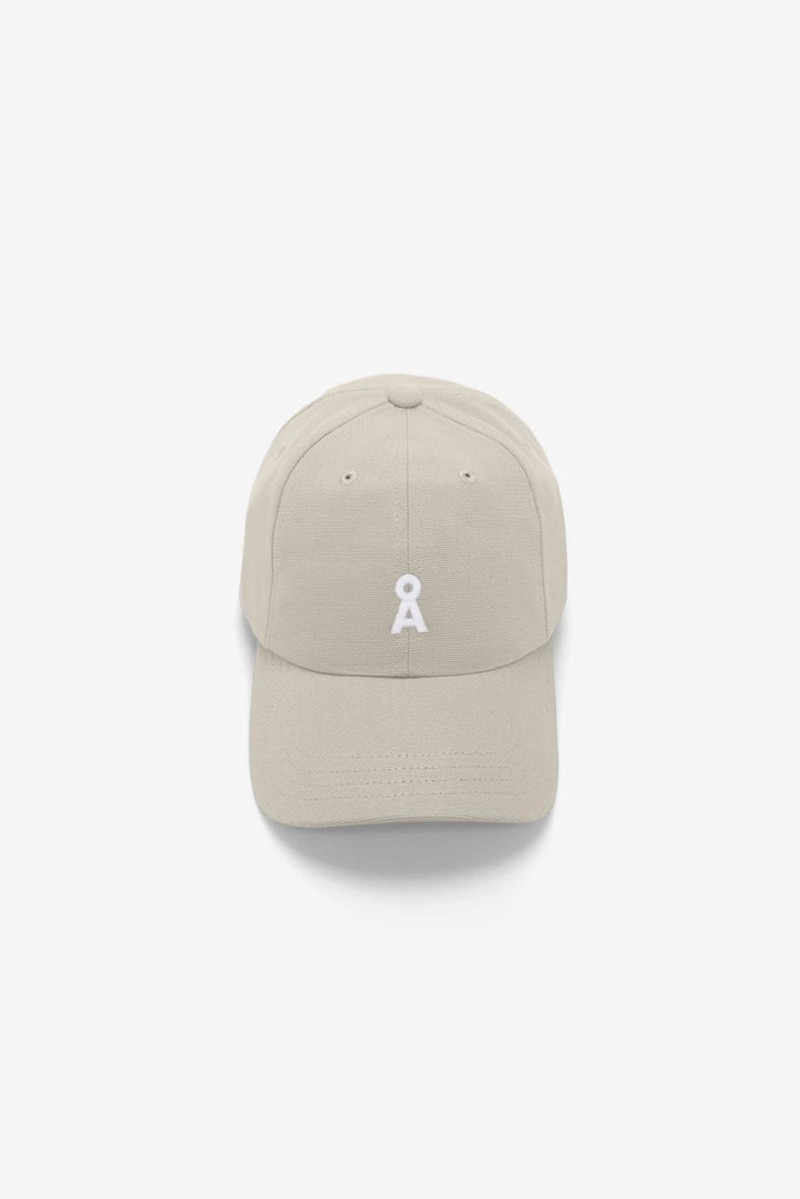 YENAAS Bold Cap