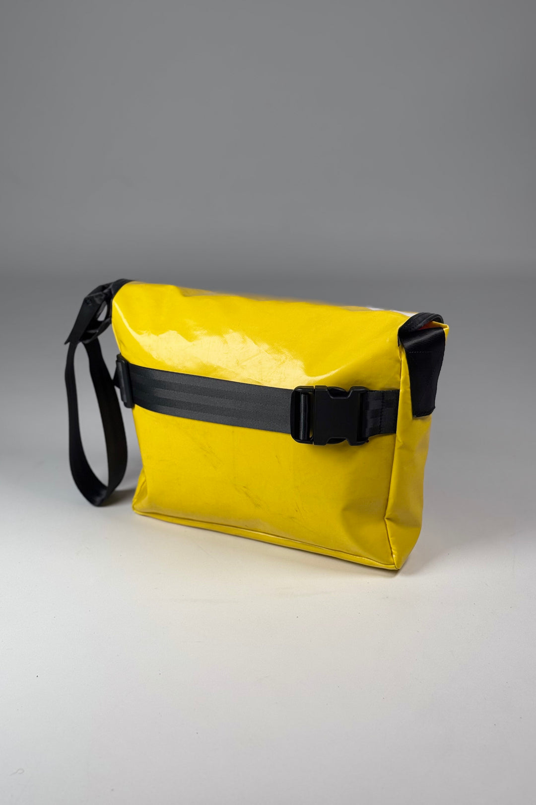 DEXTER F14 Messenger Classic Slim