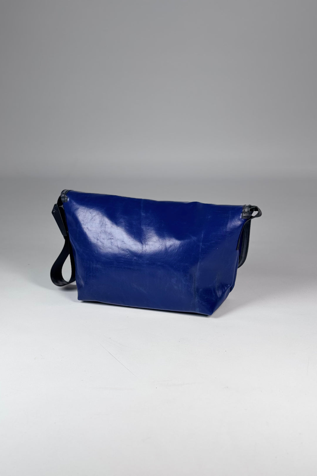 SURFSIDE 6 F42 Messenger