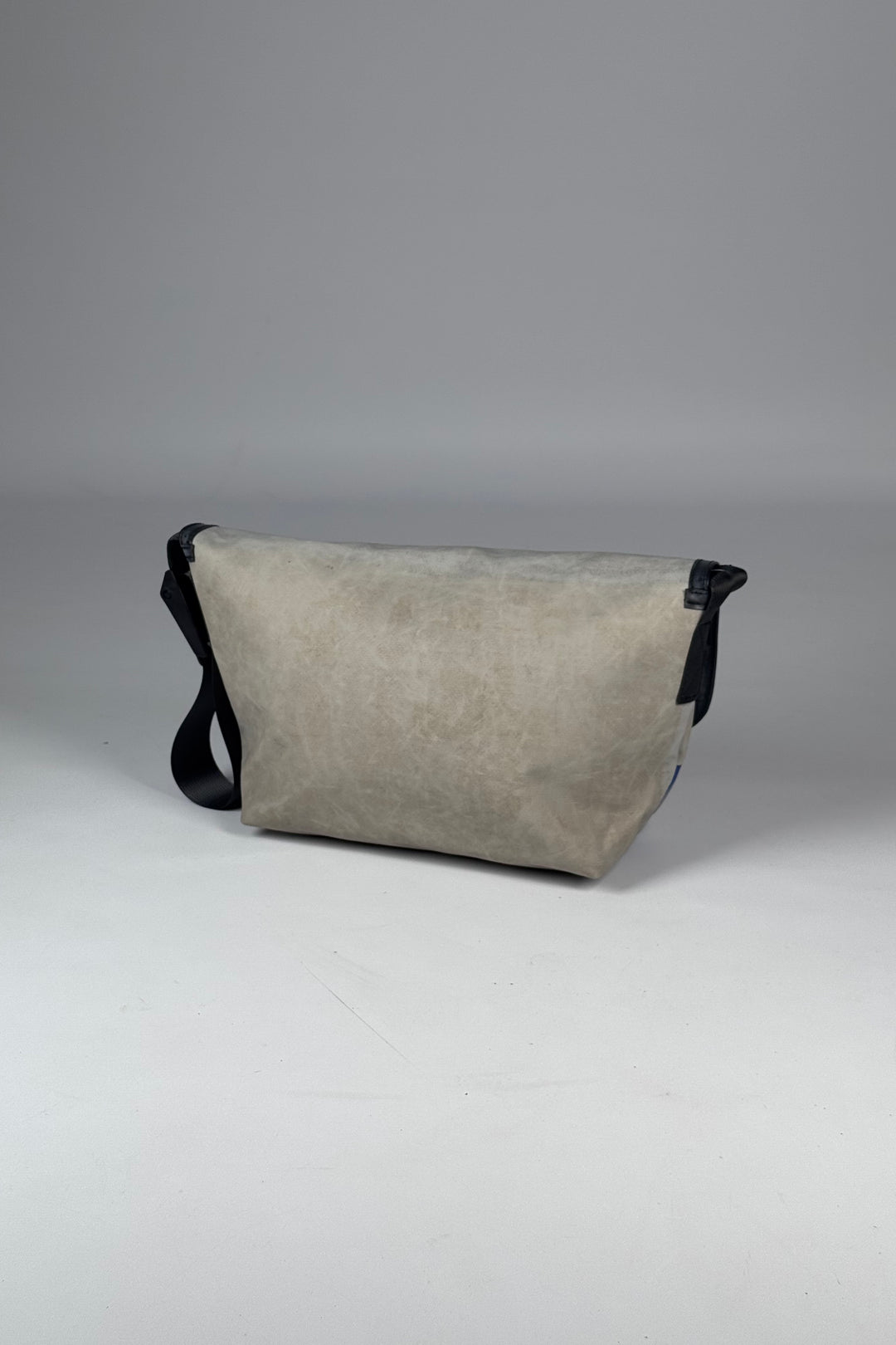SURFSIDE 6 F42 Messenger