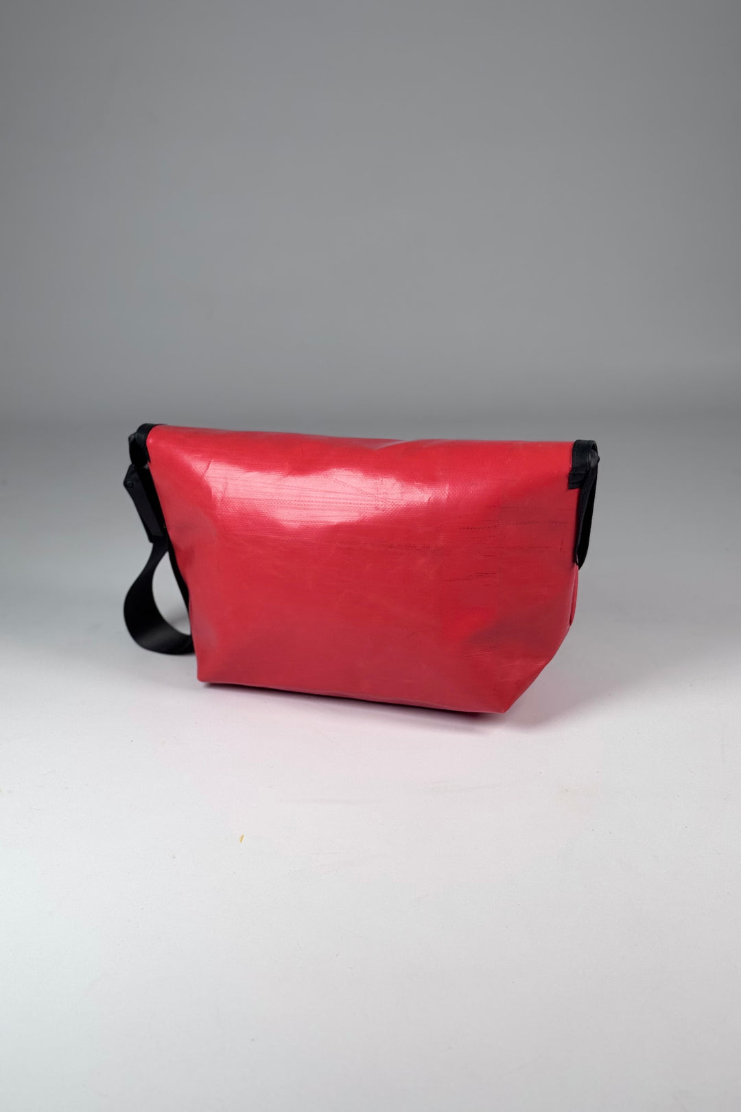 SURFSIDE 6 F42 Messenger