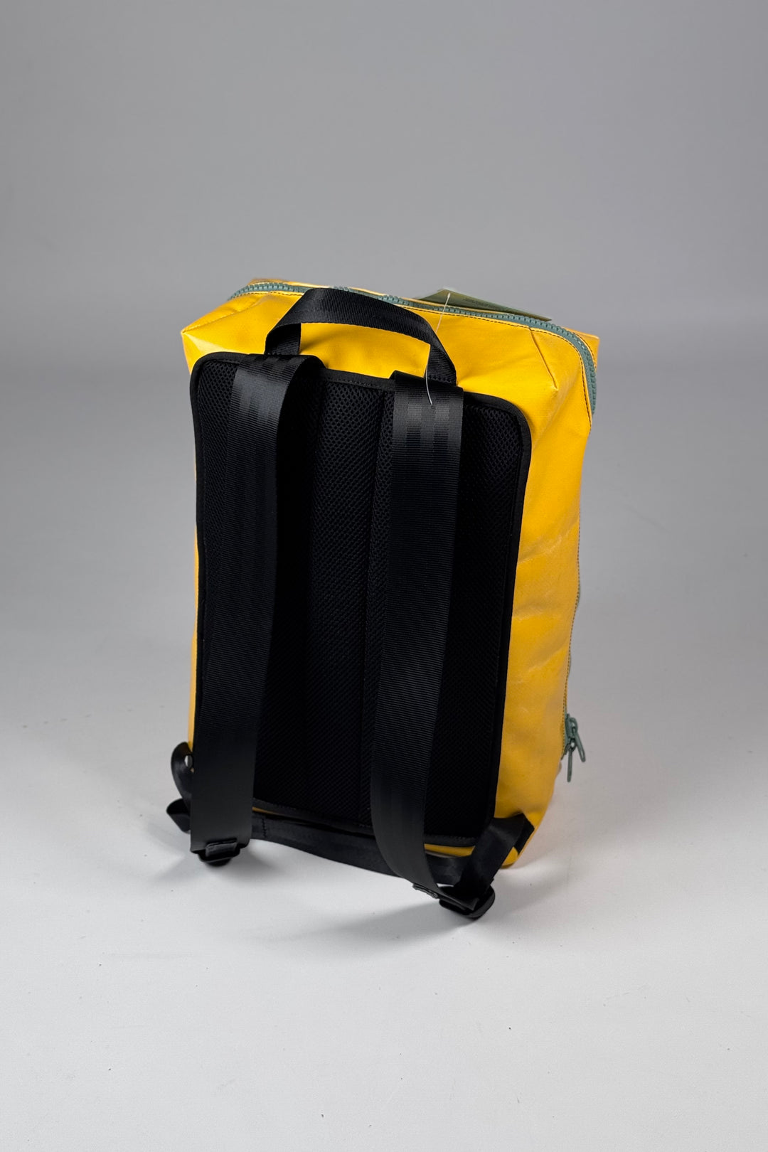 FRINGE F49 Backpack medium