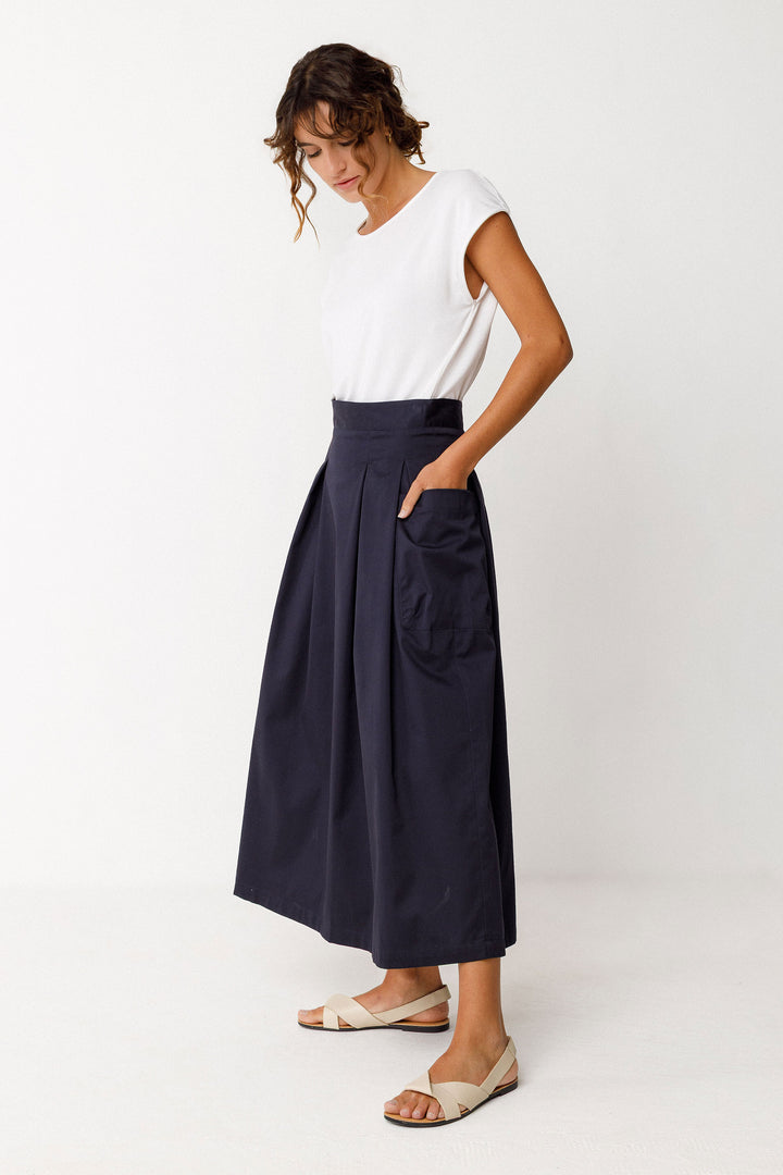 IRAMA Skirt navy
