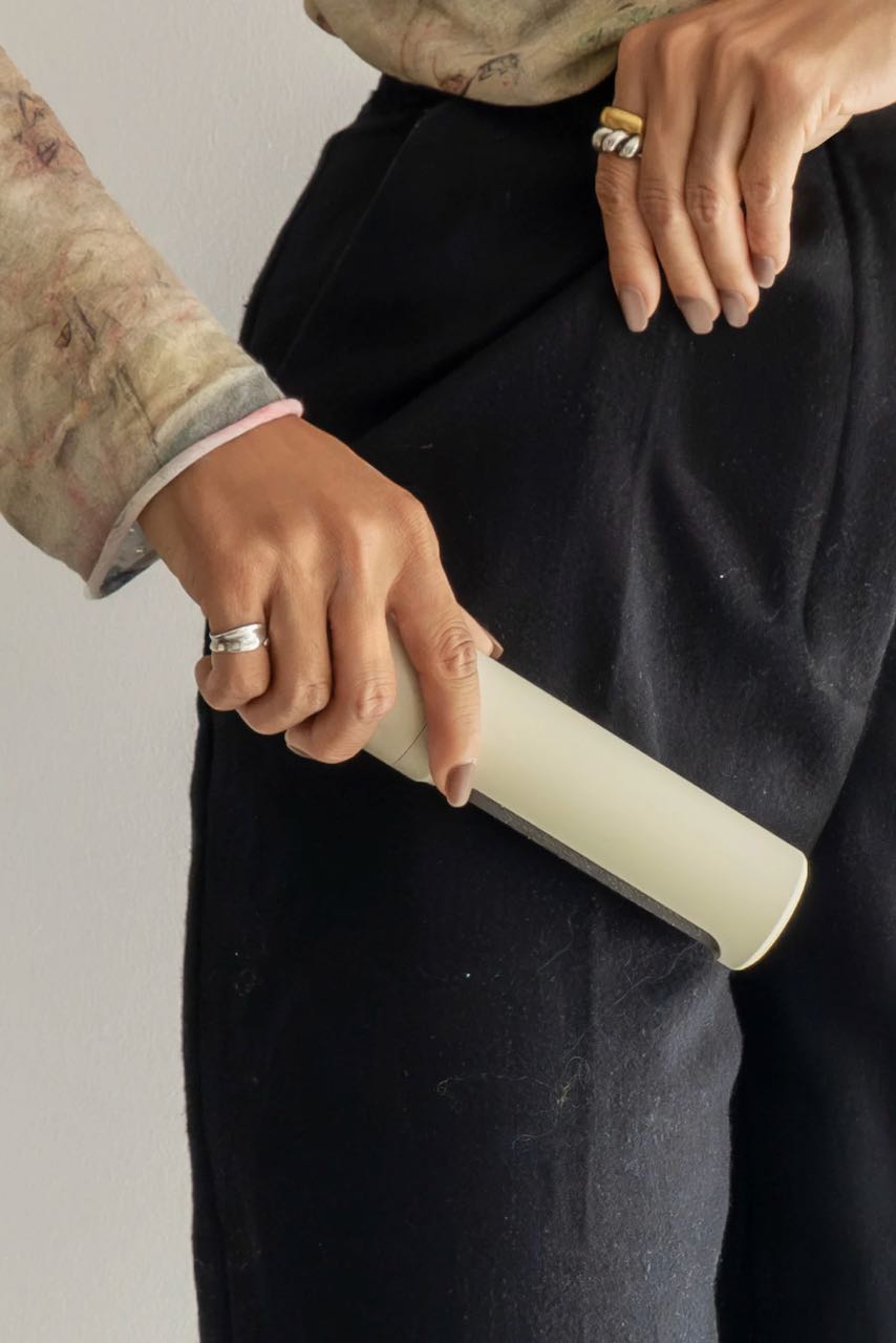 LINT BRUSH