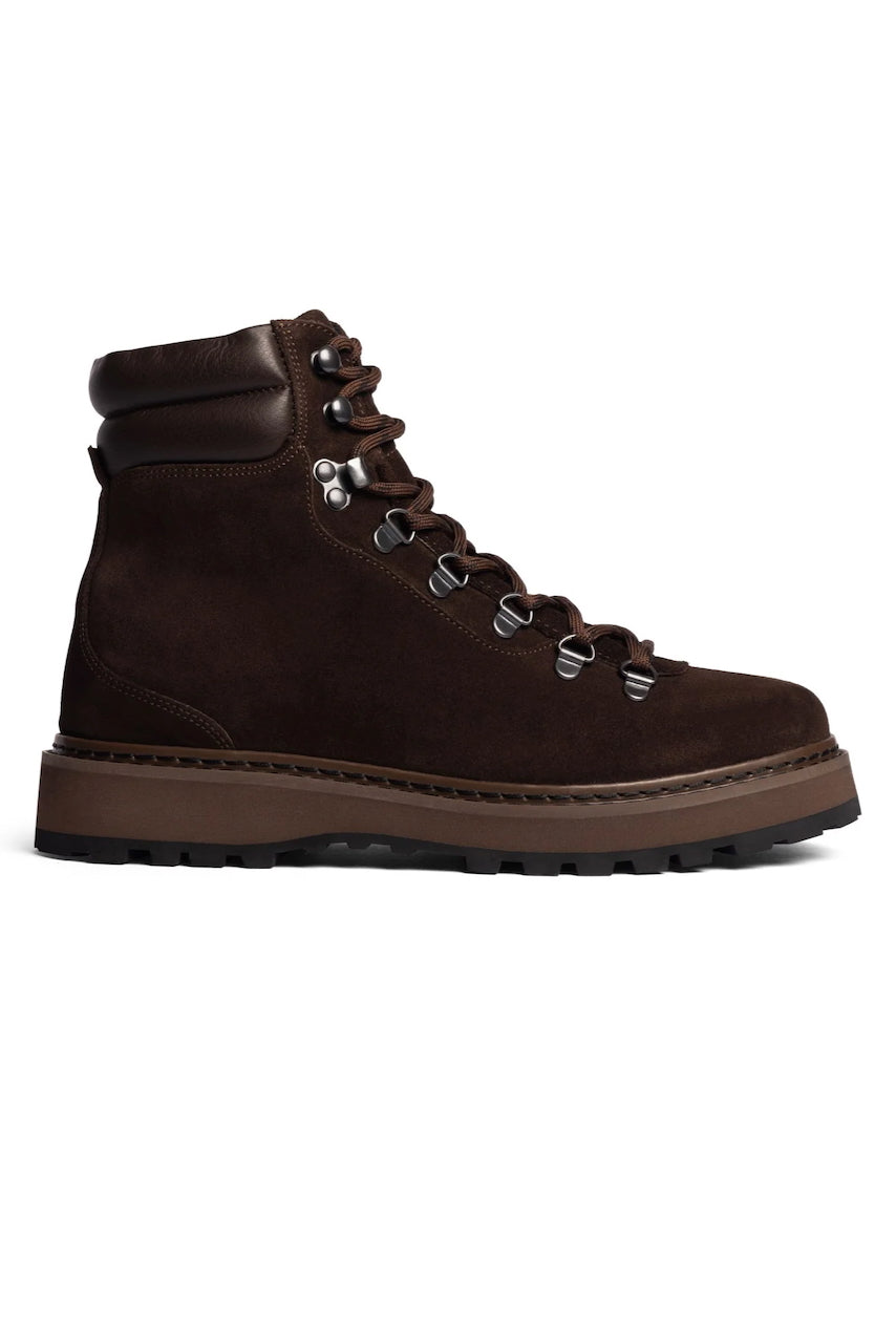 HIKING Suede