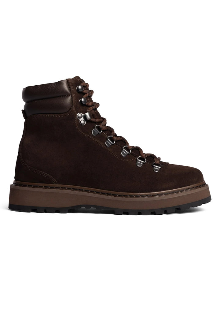 HIKING Suede