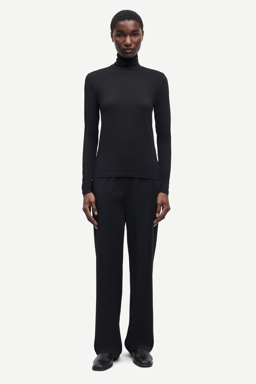 ESTER T-N Longlseeve black