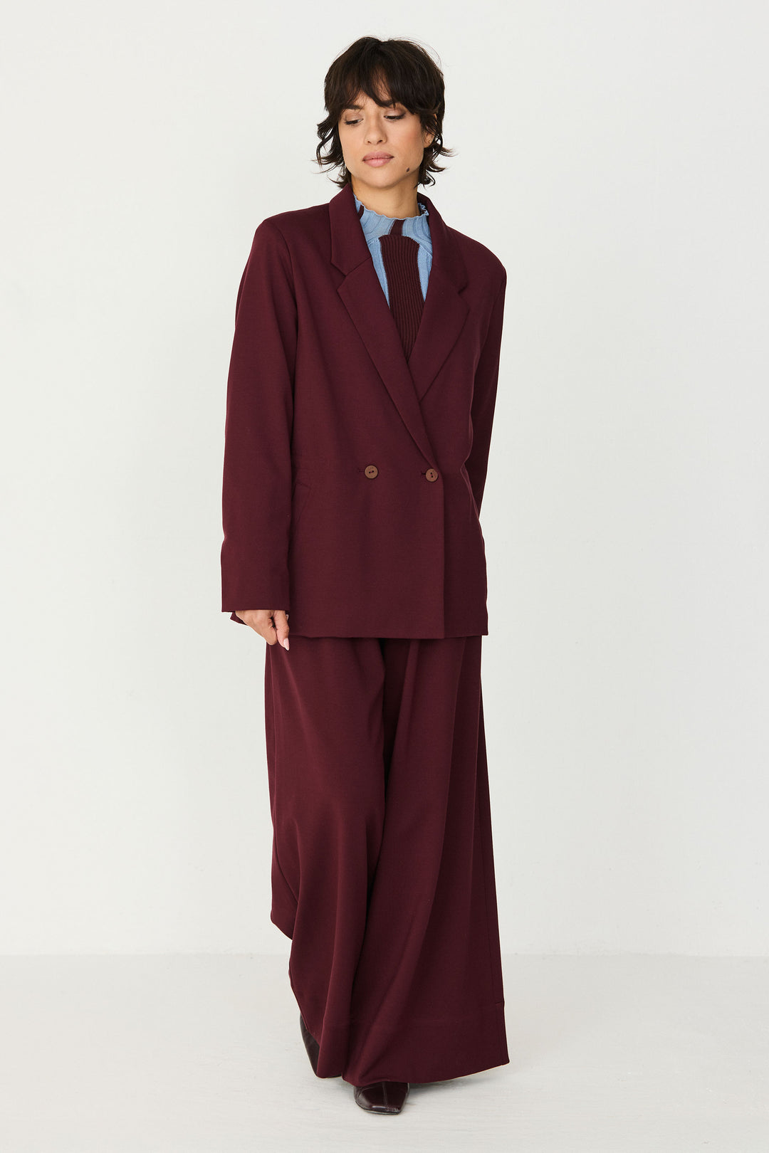 AIOA Jacket chocolate