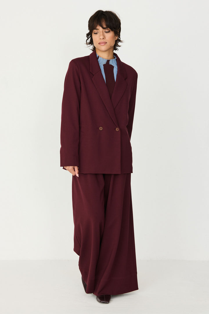 AIOA Jacket chocolate