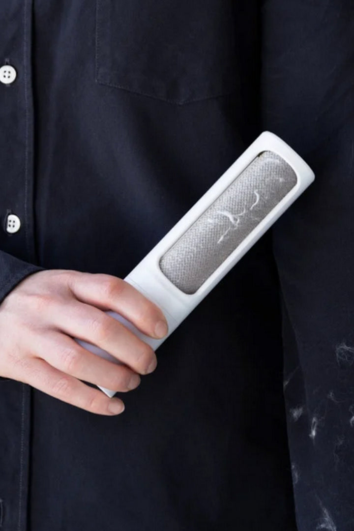 LINT BRUSH