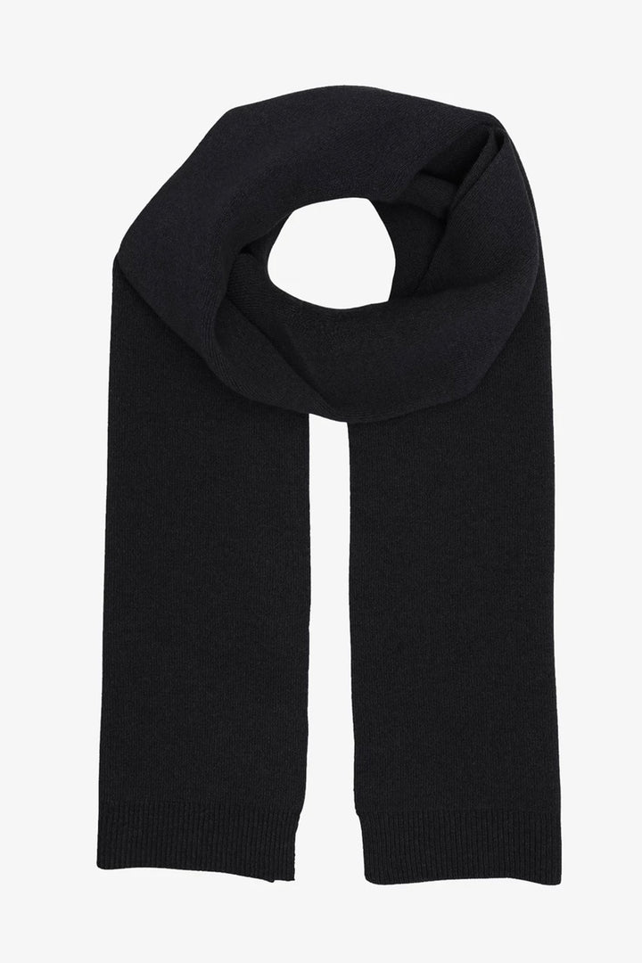 Schal aus recycelter, extrafeiner Merinowolle von Colorful Standard CS 5082 schwarz wie die nacht